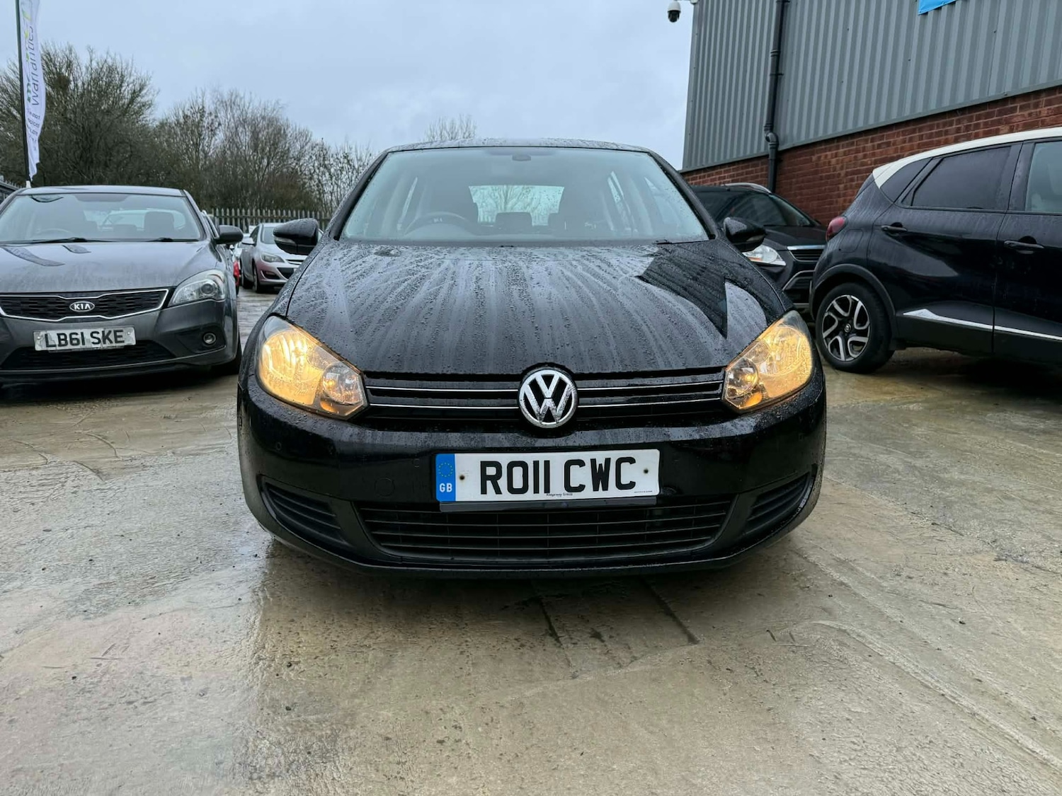 Used Volkswagen Golf 2011 for sale - 77482686: Photo 3