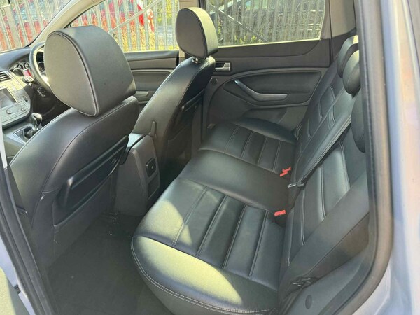 Used Ford Kuga 2010 for sale - 76249969: Photo 12