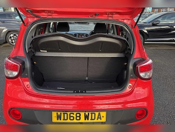 Used Hyundai i10 2019 for sale - 76850347: Photo