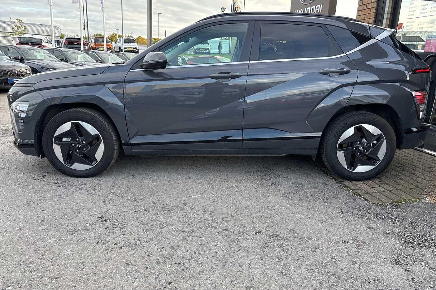 Used Hyundai KONA 2024 for sale - 75825885: Photo 3