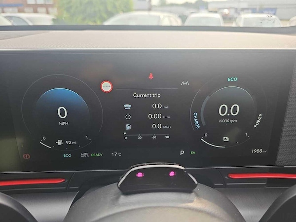 Used Hyundai KONA 2025 for sale - 75825825: Photo 14