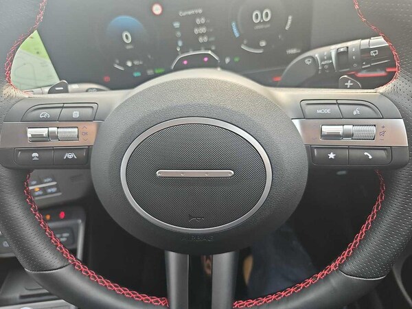 Used Hyundai KONA 2025 for sale - 75825825: Photo 15