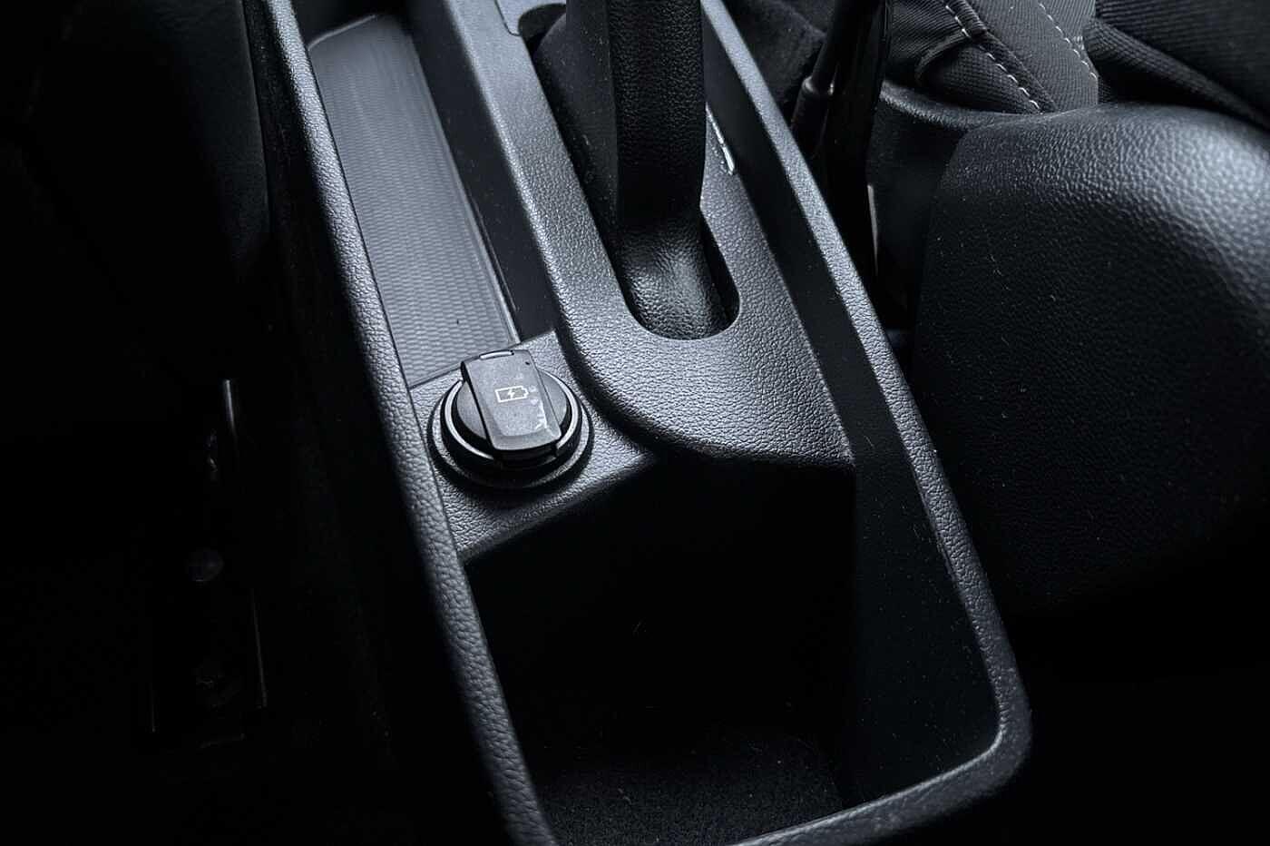 Used Hyundai i10 2024 for sale - 75825824: Photo 9