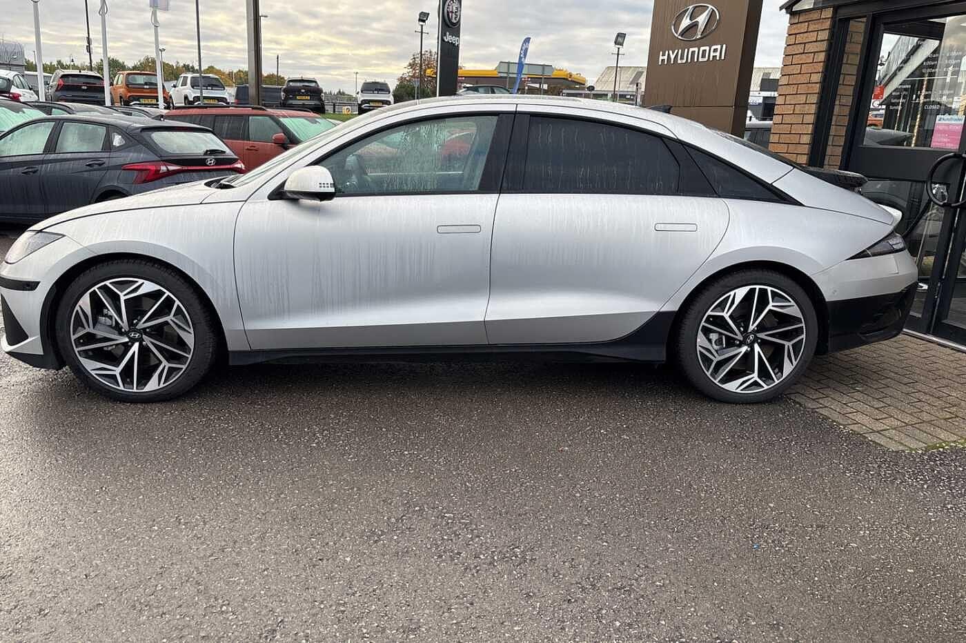 Used Hyundai IONIQ 6 2024 for sale - 75826176: Photo 4