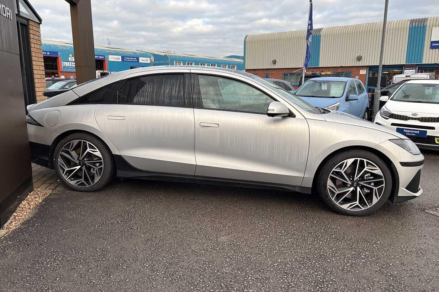 Used Hyundai IONIQ 6 2024 for sale - 75826176: Photo 5