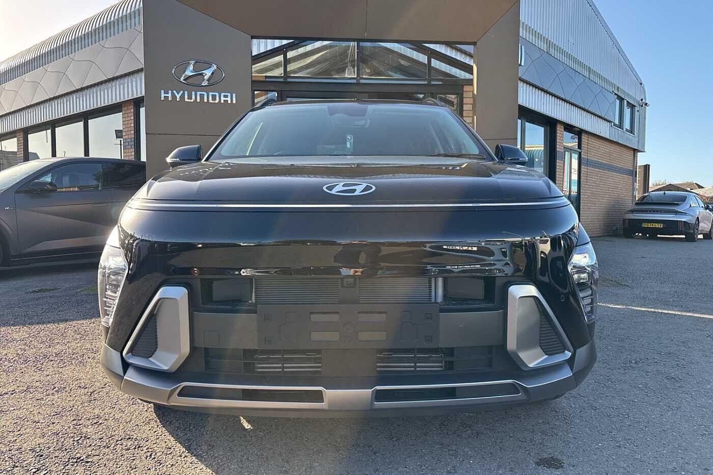 Used Hyundai KONA 2025 for sale - 76511918: Photo 2