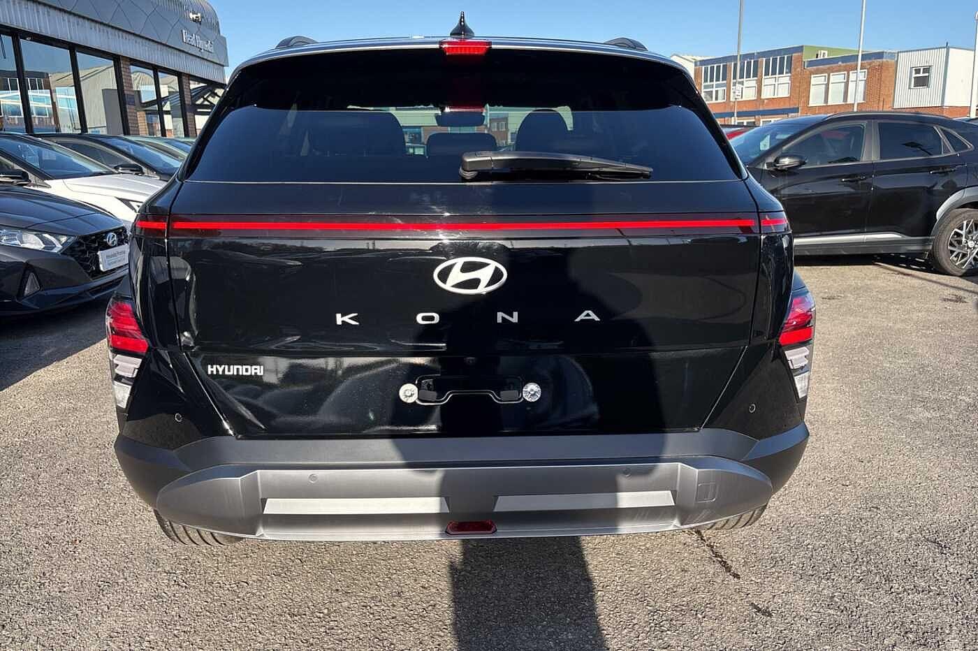 Used Hyundai KONA 2025 for sale - 76511918: Photo 4