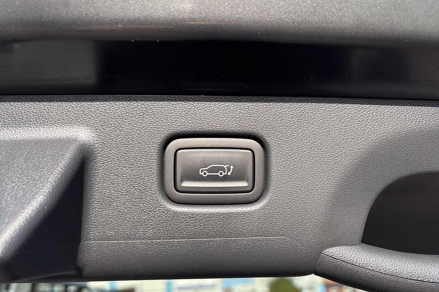 Used Hyundai KONA 2025 for sale - 76511918: Photo 8