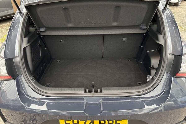 Used Hyundai i20 2025 for sale - 75825781: Photo 8