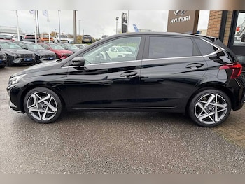 Used Hyundai i20 2025 for sale - 76513180: Photo