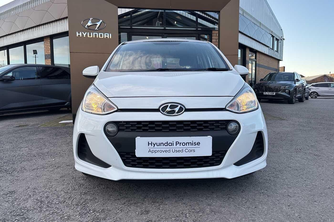 Used Hyundai i10 2019 for sale - 76659361: Photo 1