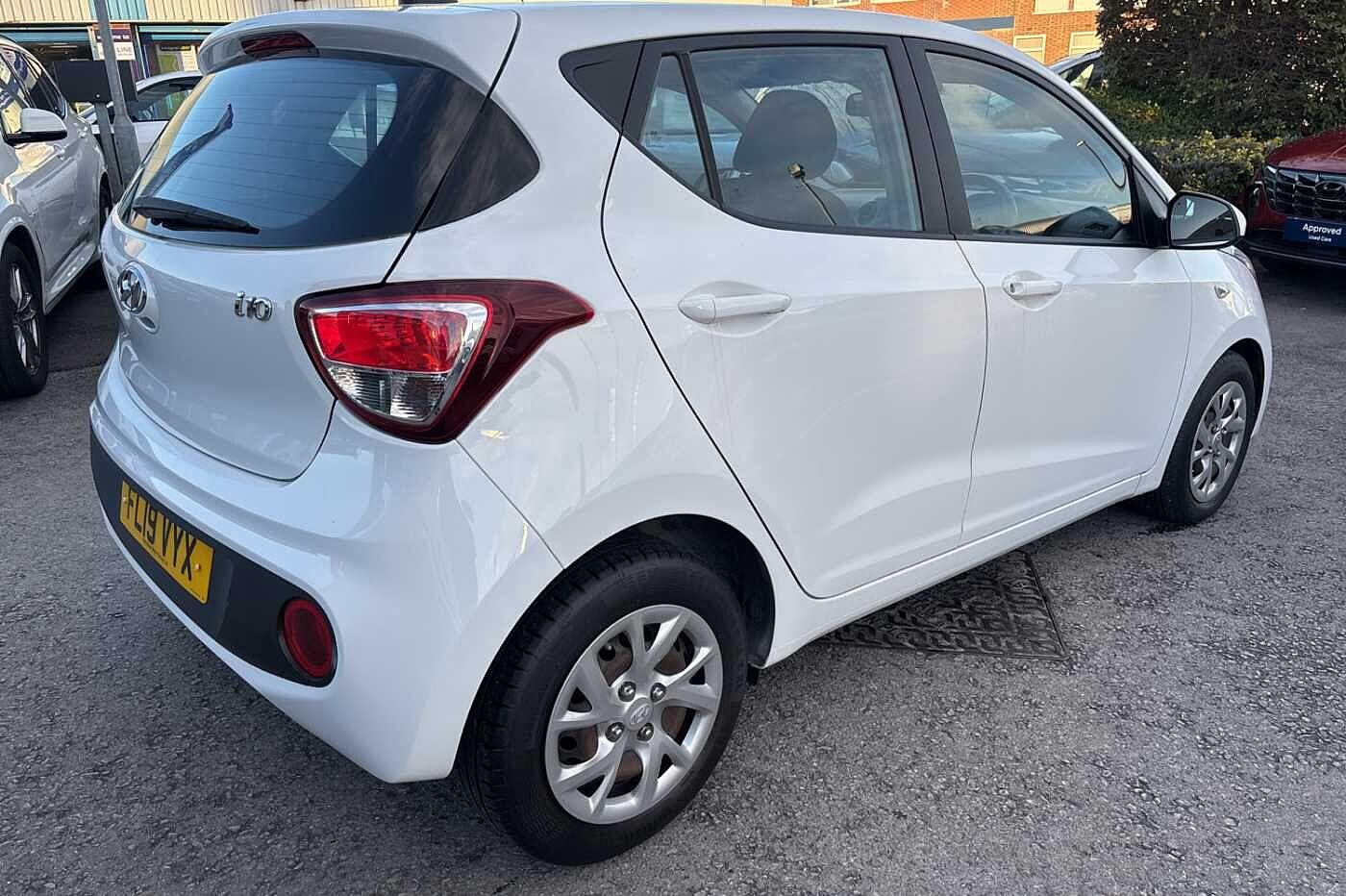 Used Hyundai i10 2019 for sale - 76659361: Photo 3