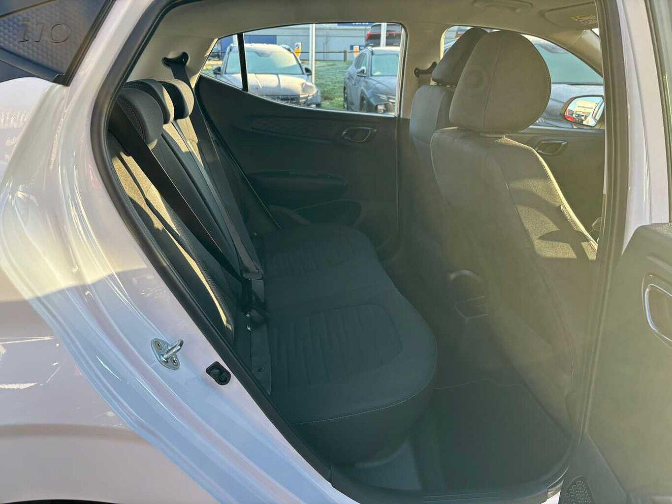 Used Hyundai i10 2025 for sale - 77098115: Photo 17