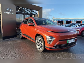 2025 (74) - 160kW Ultimate 65kWh 5dr Auto