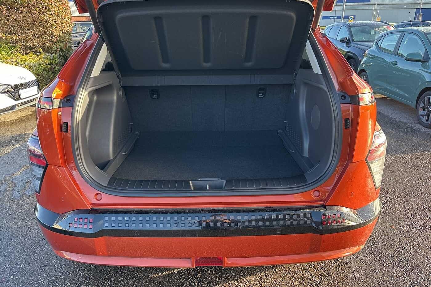 Used Hyundai KONA 2025 for sale - 76886788: Photo 4