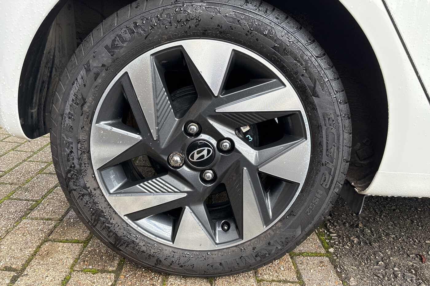 Used Hyundai i10 2023 for sale - 76136178: Photo 7