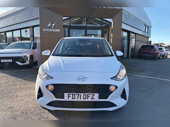 Used Hyundai i10 2022 for sale - 77081639: Photo