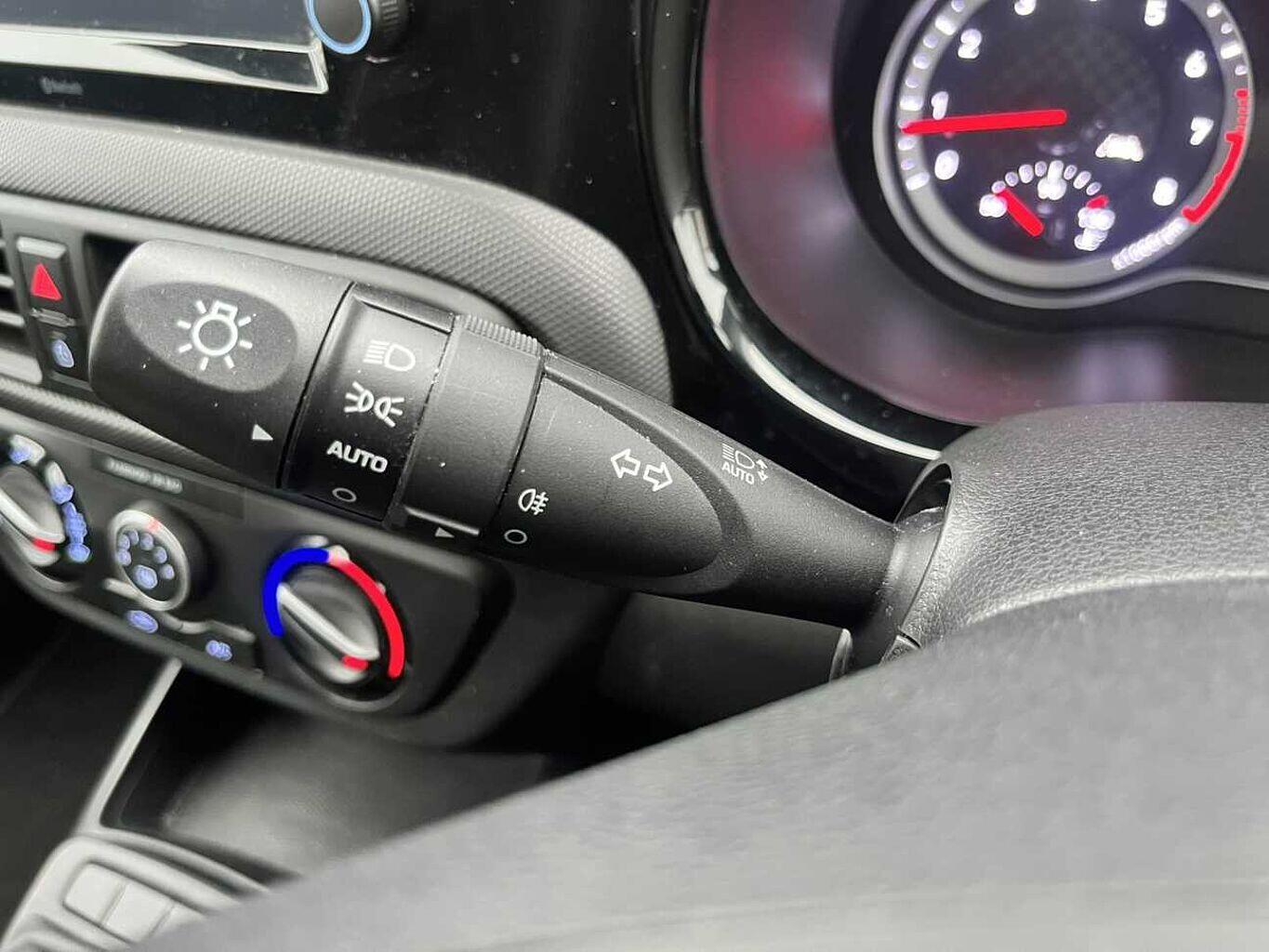 Used Hyundai i10 2021 for sale - 77001035: Photo 19