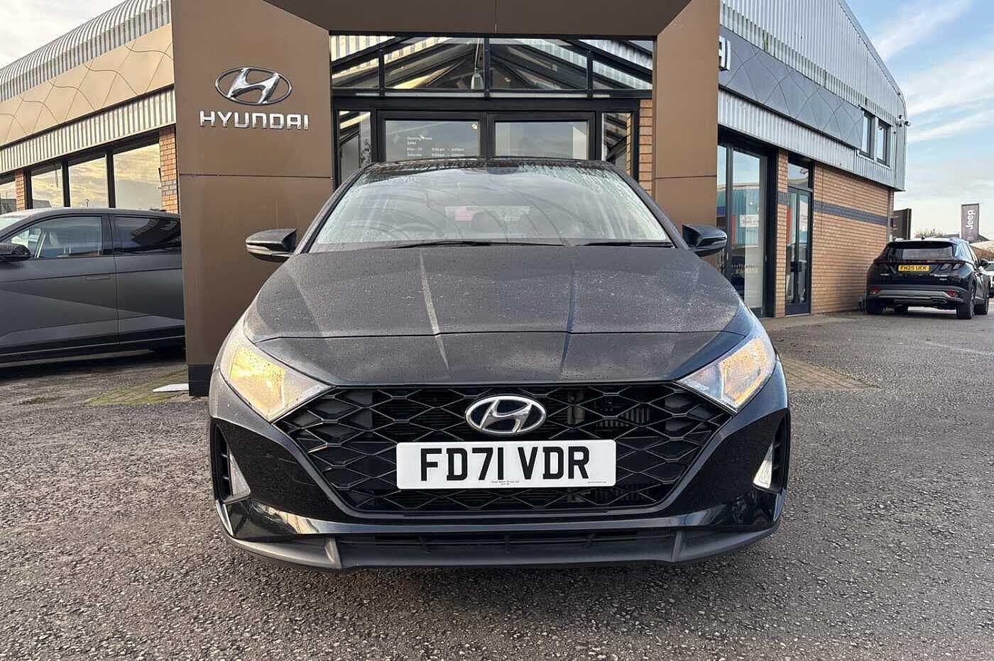 Used Hyundai i20 2022 for sale - 76498632: Photo 2