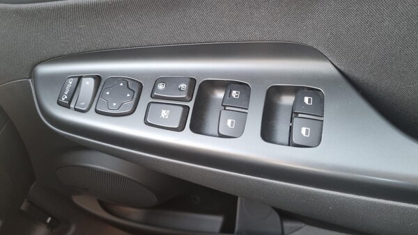 Used Hyundai KONA 2022 for sale - 76138179: Photo 15