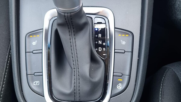 Used Hyundai KONA 2022 for sale - 76138179: Photo 8