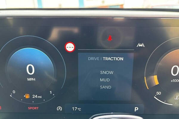 Used Hyundai KONA 2025 for sale - 76001548: Photo 14
