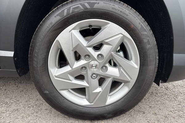 Used Hyundai KONA 2025 for sale - 76001548: Photo 8