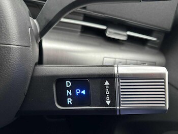 Used Hyundai KONA 2025 for sale - 76992091: Photo