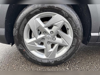 Used Hyundai KONA 2025 for sale - 76511850: Photo