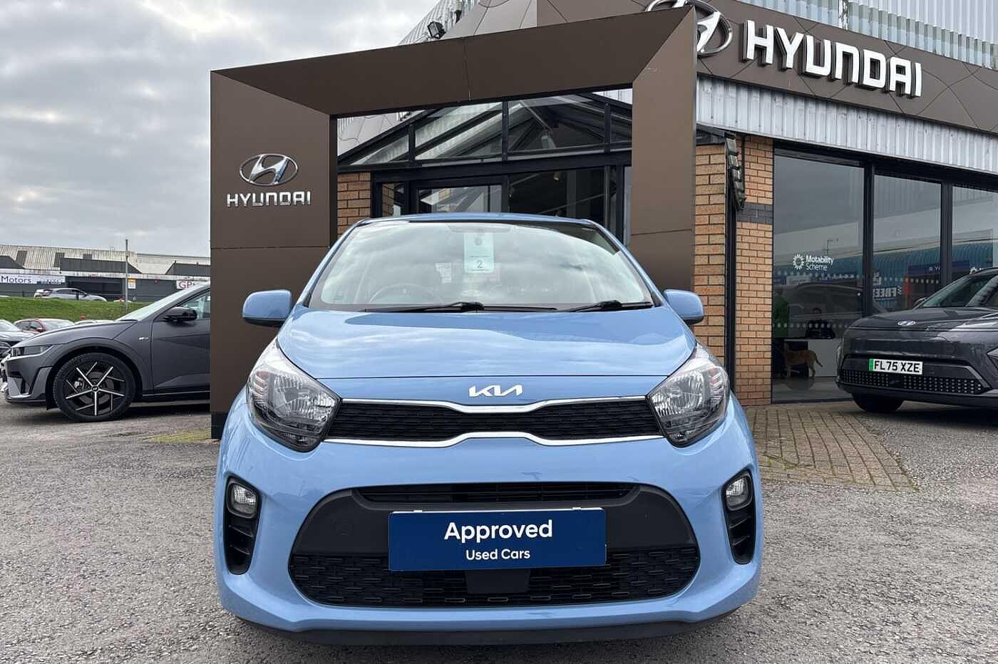 Used Kia Picanto 2021 for sale - 76240152: Photo 2