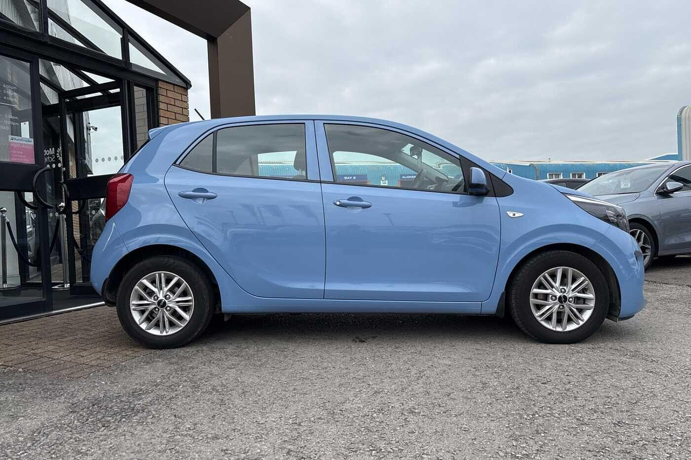 Used Kia Picanto 2021 for sale - 76240152: Photo 3