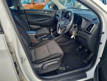 Used Hyundai TUCSON 2019 for sale - 76989361: Photo