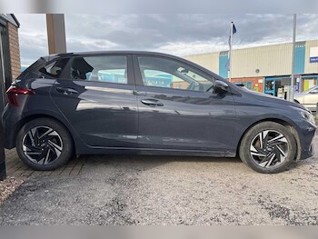 Used Hyundai i20 2022 for sale - 76499256: Photo