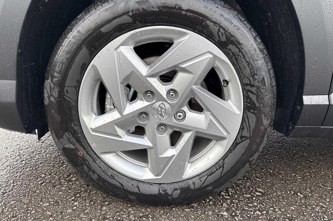 Used Hyundai KONA 2025 for sale - 76989911: Photo 4