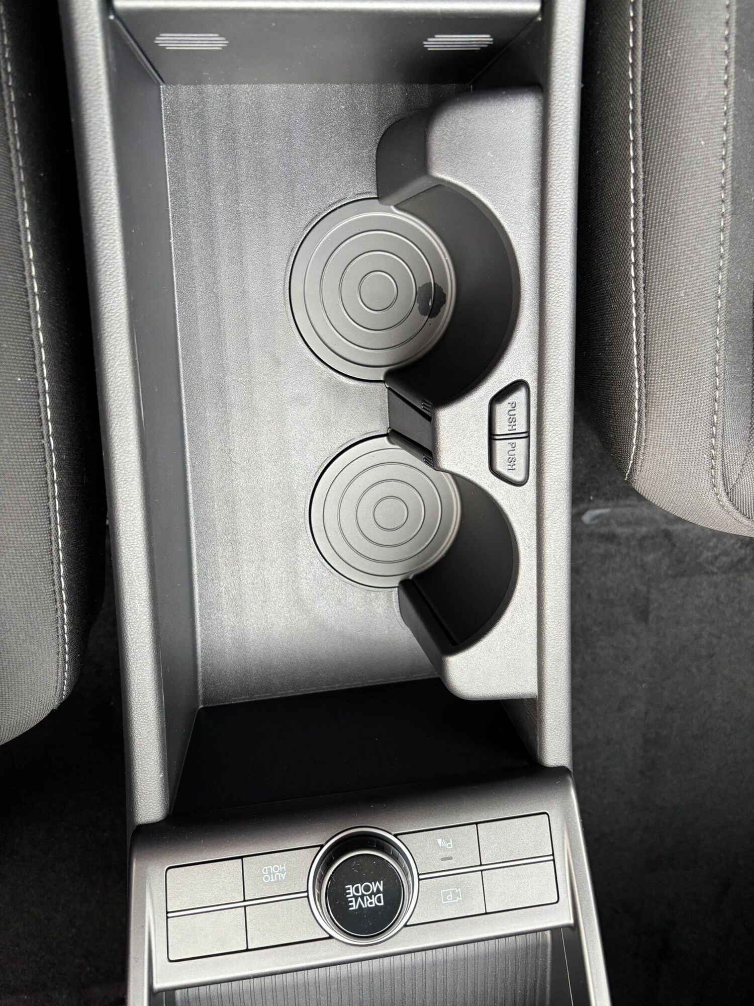 Used Hyundai KONA 2025 for sale - 76513081: Photo 8