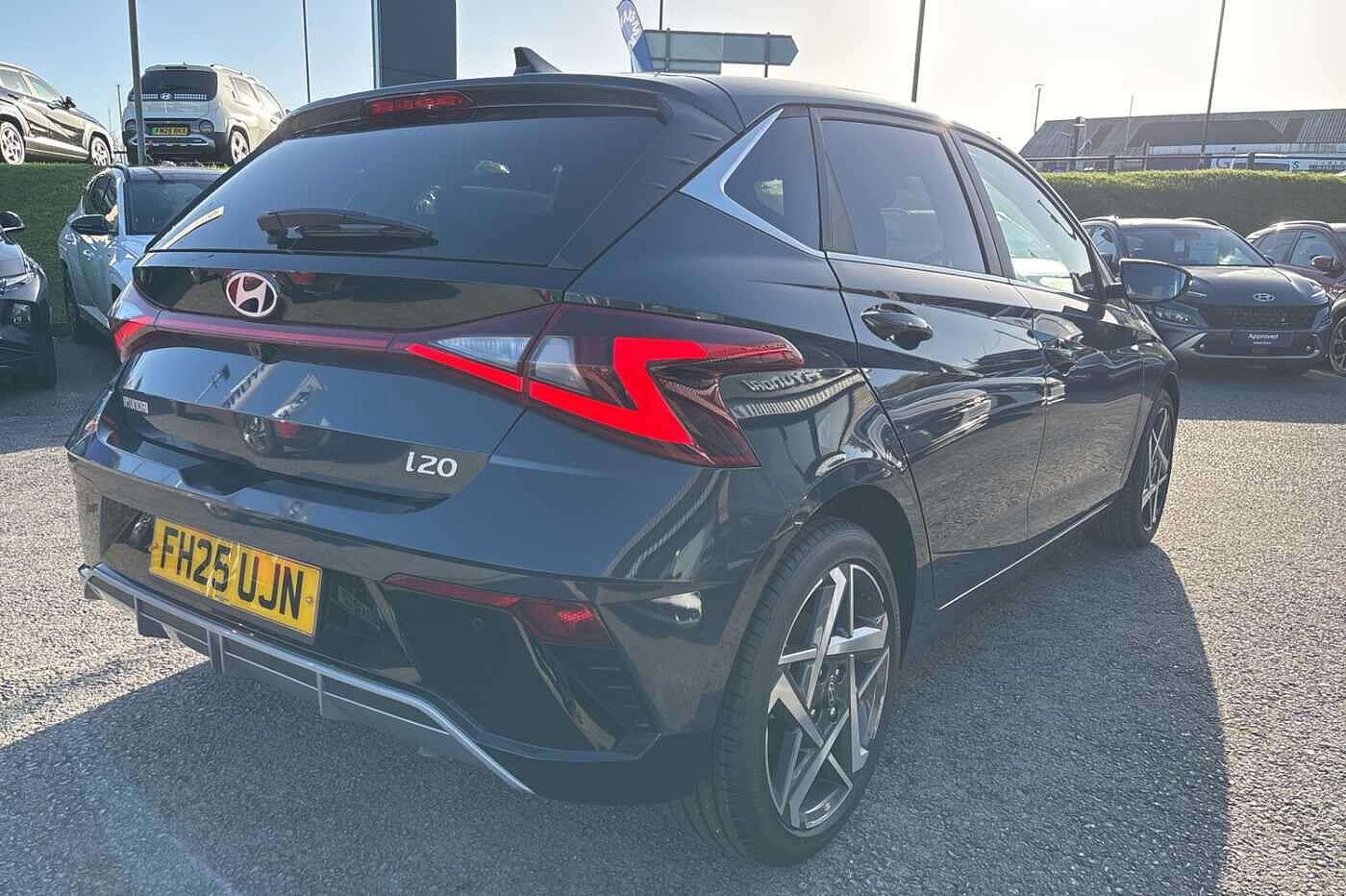 Used Hyundai i20 2025 for sale - 76997490: Photo 4