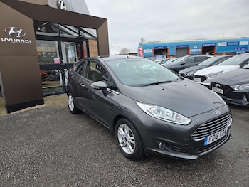 2016 (16) - 1.0 EcoBoost Zetec 3dr