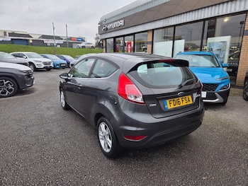 Used Ford Fiesta 2016 for sale - 77040915: Photo