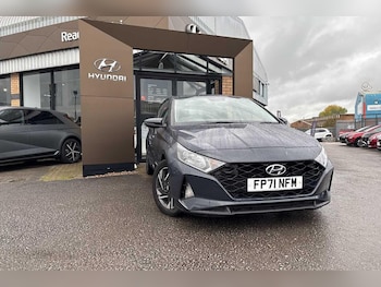 Used Hyundai i20 2021 for sale - 76307532: Photo