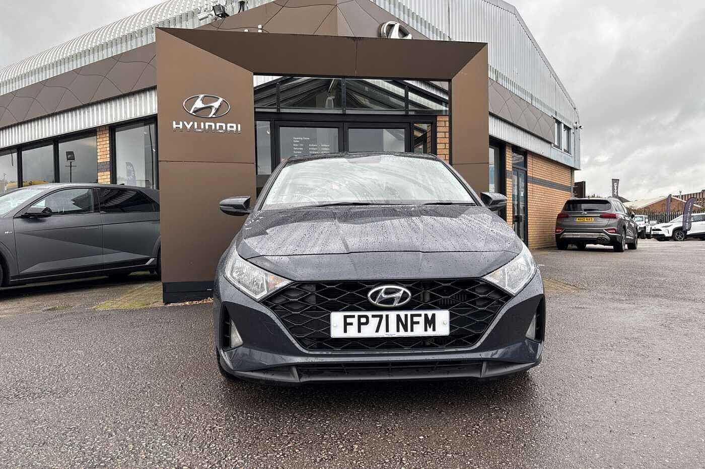 Used Hyundai i20 2021 for sale - 76307532: Photo 2