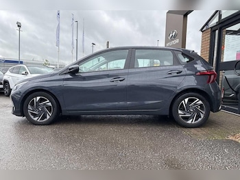 Used Hyundai i20 2021 for sale - 76307532: Photo