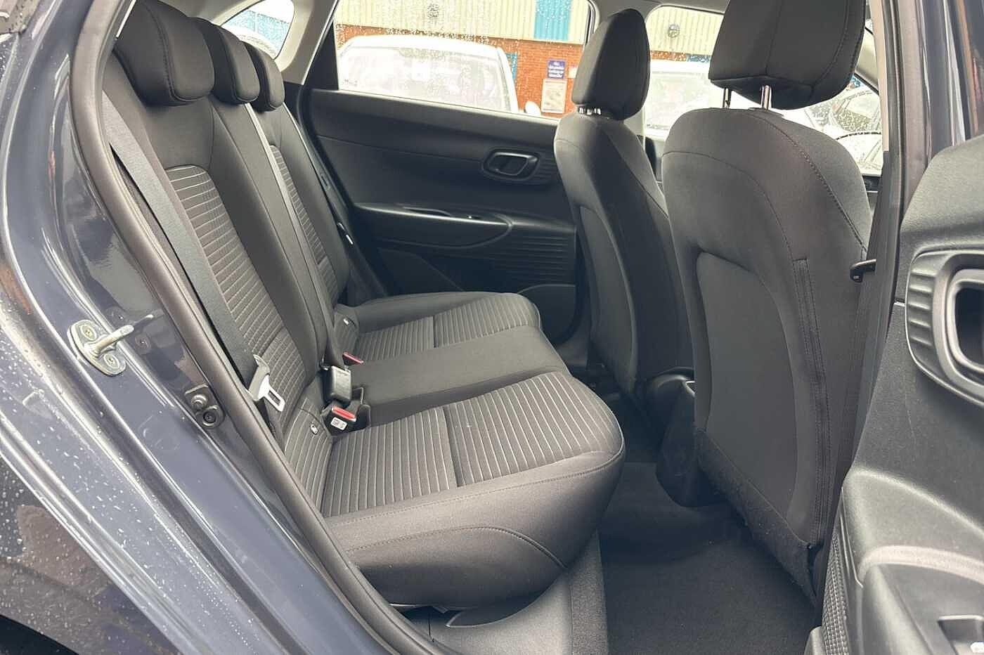 Used Hyundai i20 2021 for sale - 76307532: Photo 8