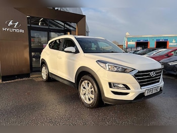 Hyundai TUCSON feature image