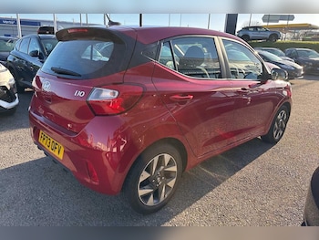 Used Hyundai i10 2023 for sale - 77081580: Photo
