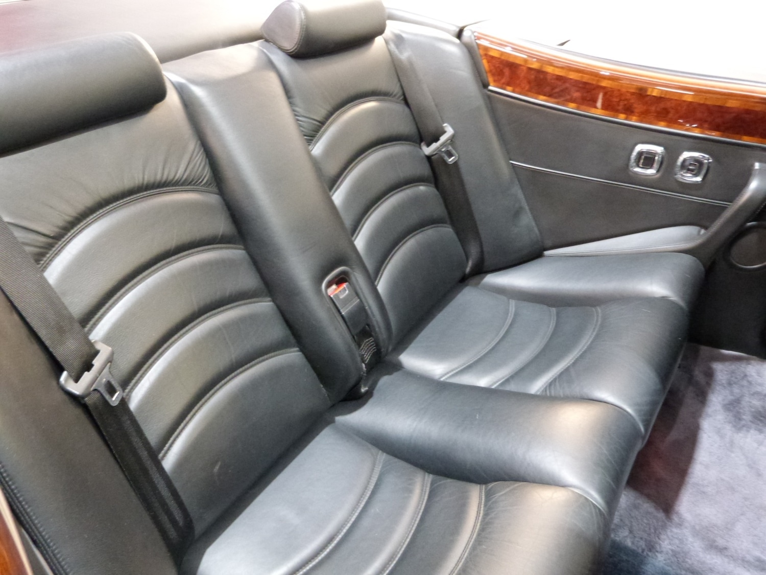 Used Bentley Azure 1999 for sale - 77298452: Photo 40