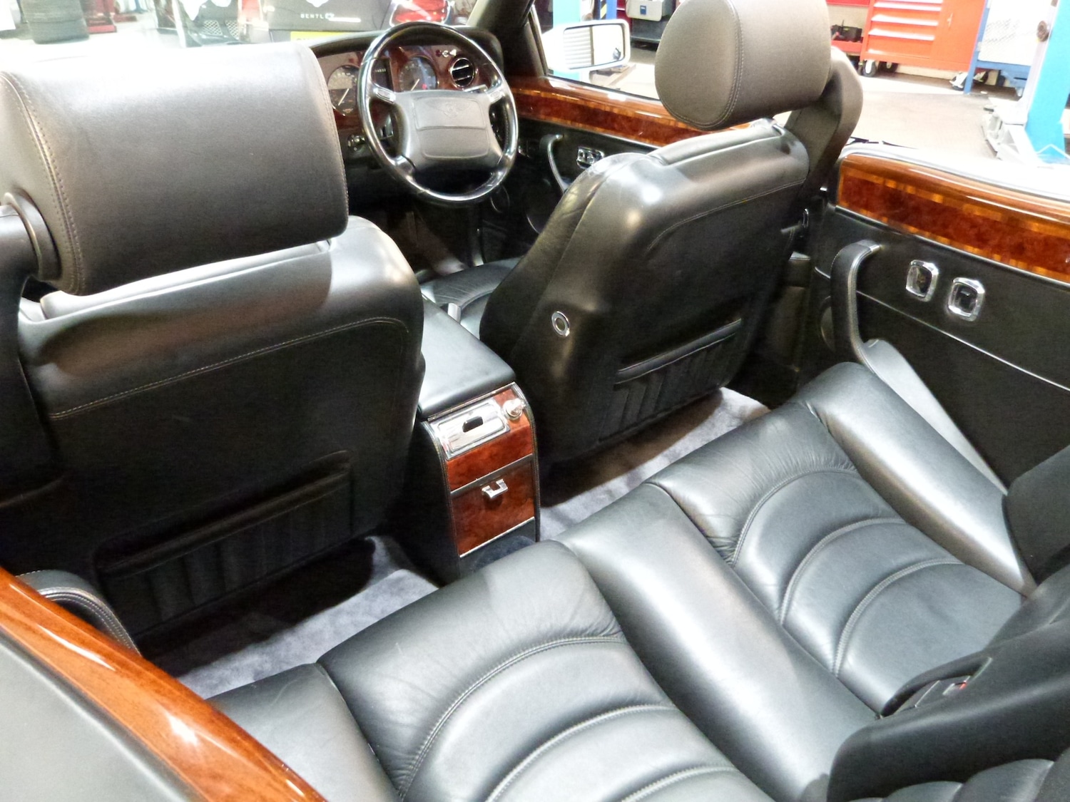 Used Bentley Azure 1999 for sale - 77298452: Photo 43