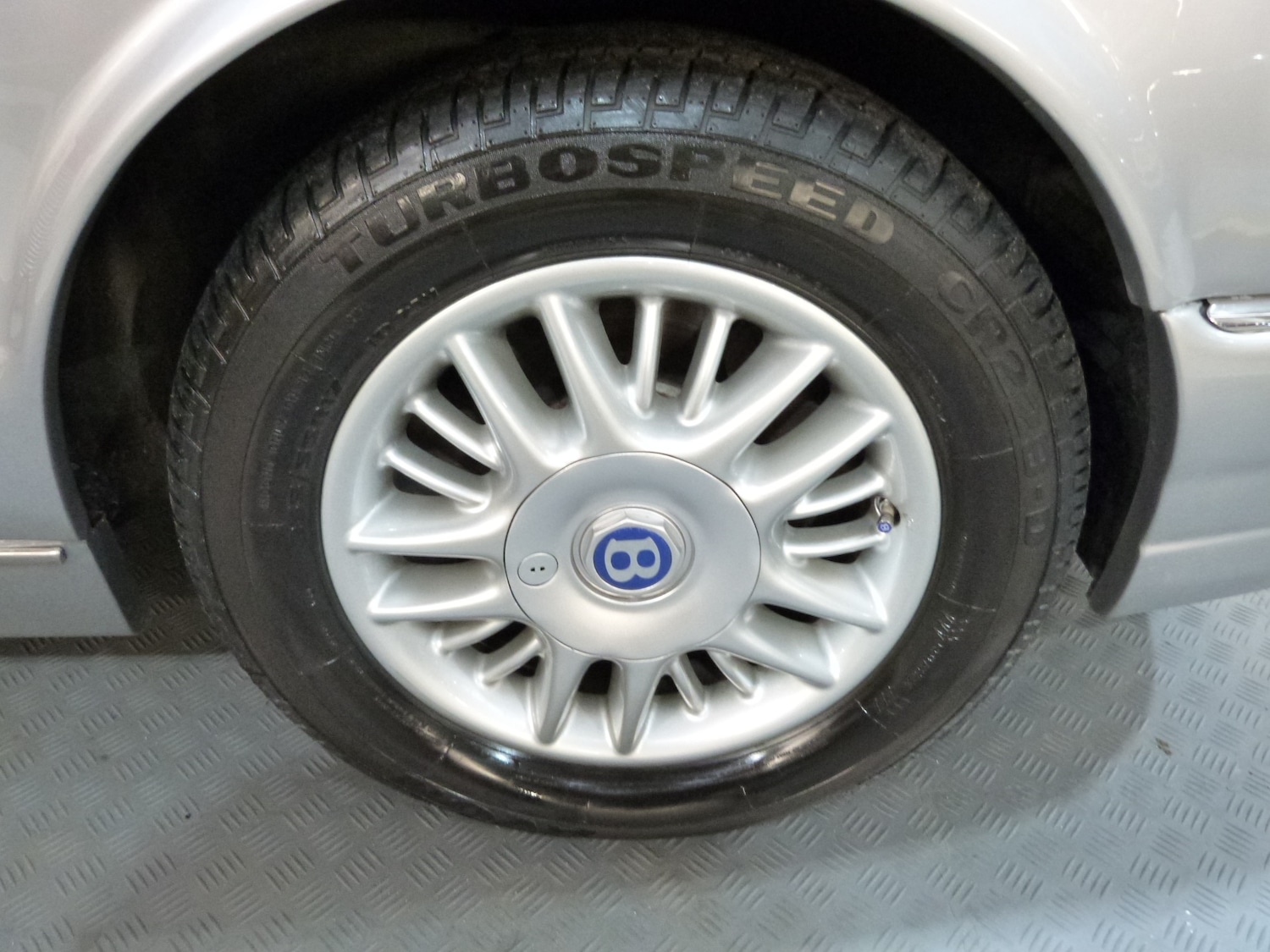 Used Bentley Azure 1999 for sale - 77298452: Photo 47