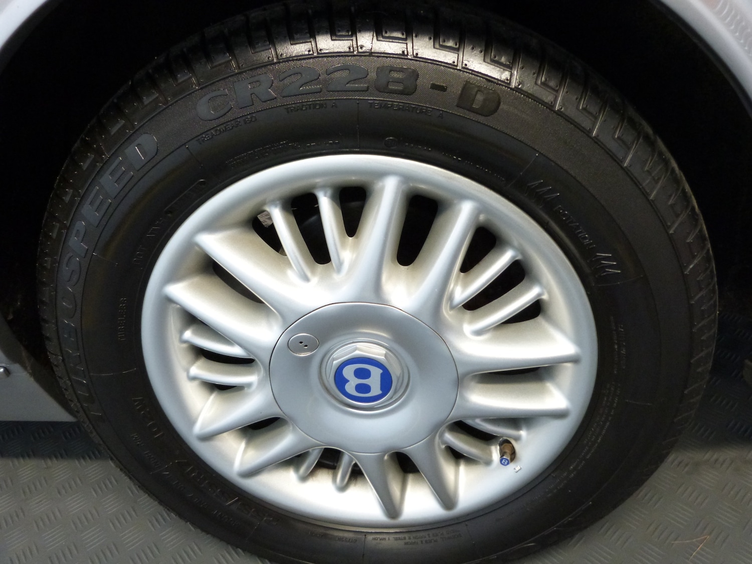 Used Bentley Azure 1999 for sale - 77298452: Photo 49