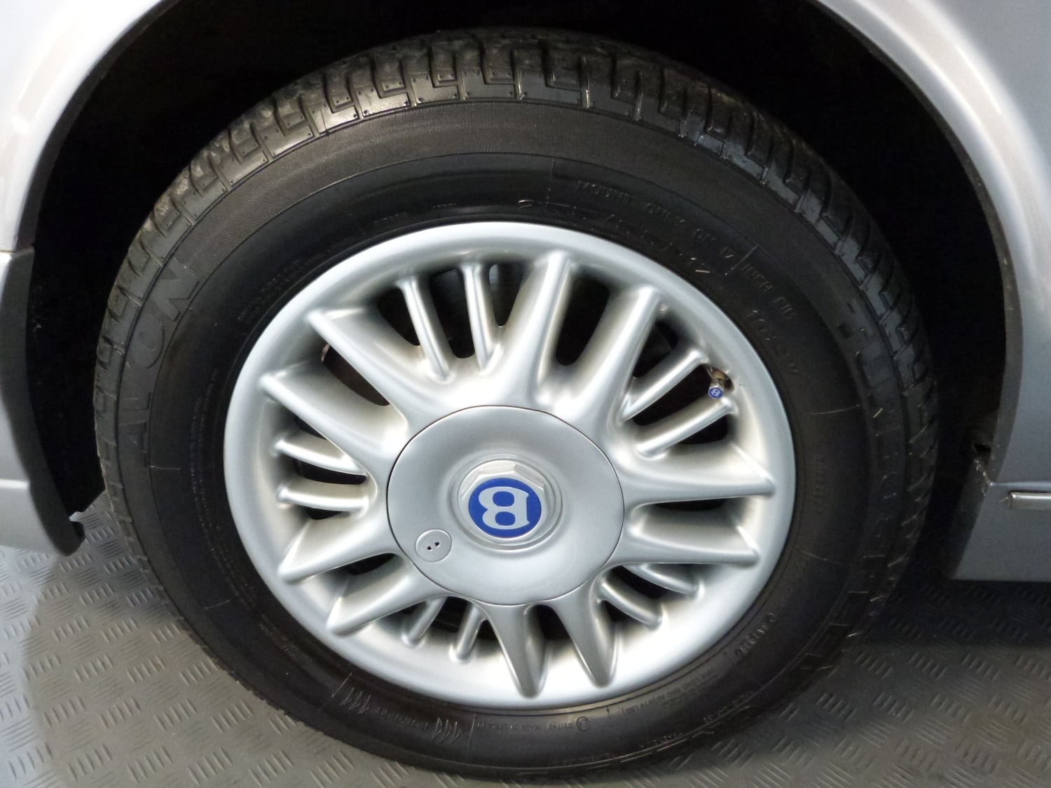 Used Bentley Azure 1999 for sale - 77298452: Photo 50