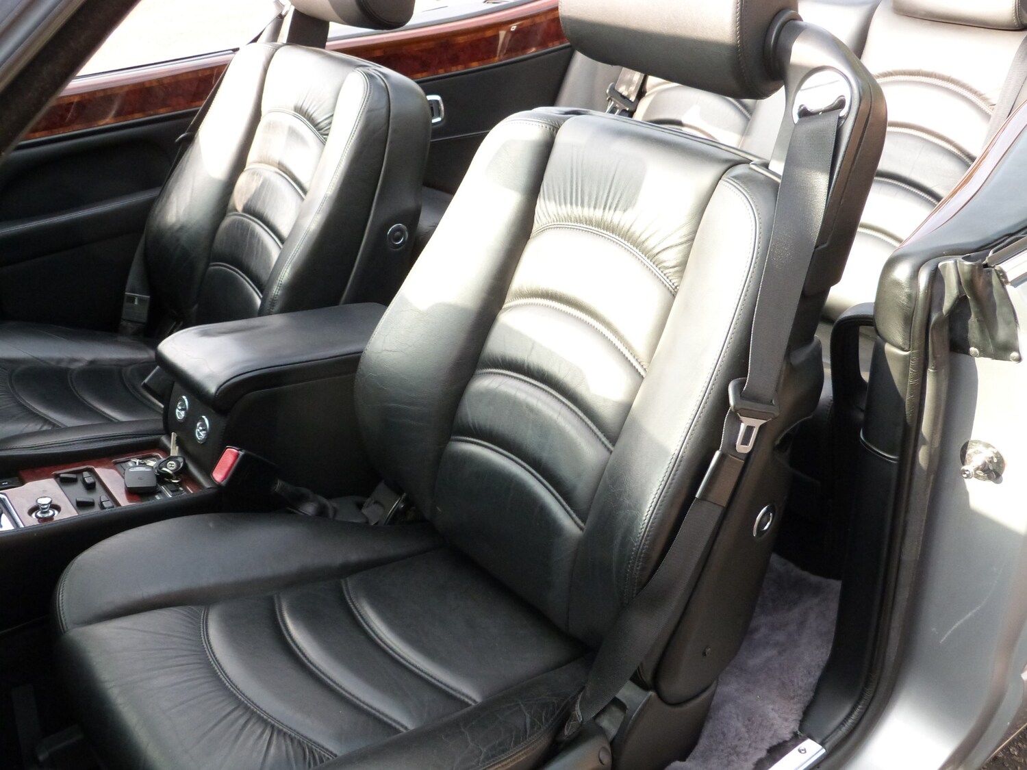 Used Bentley Azure 1999 for sale - 77298452: Photo 89